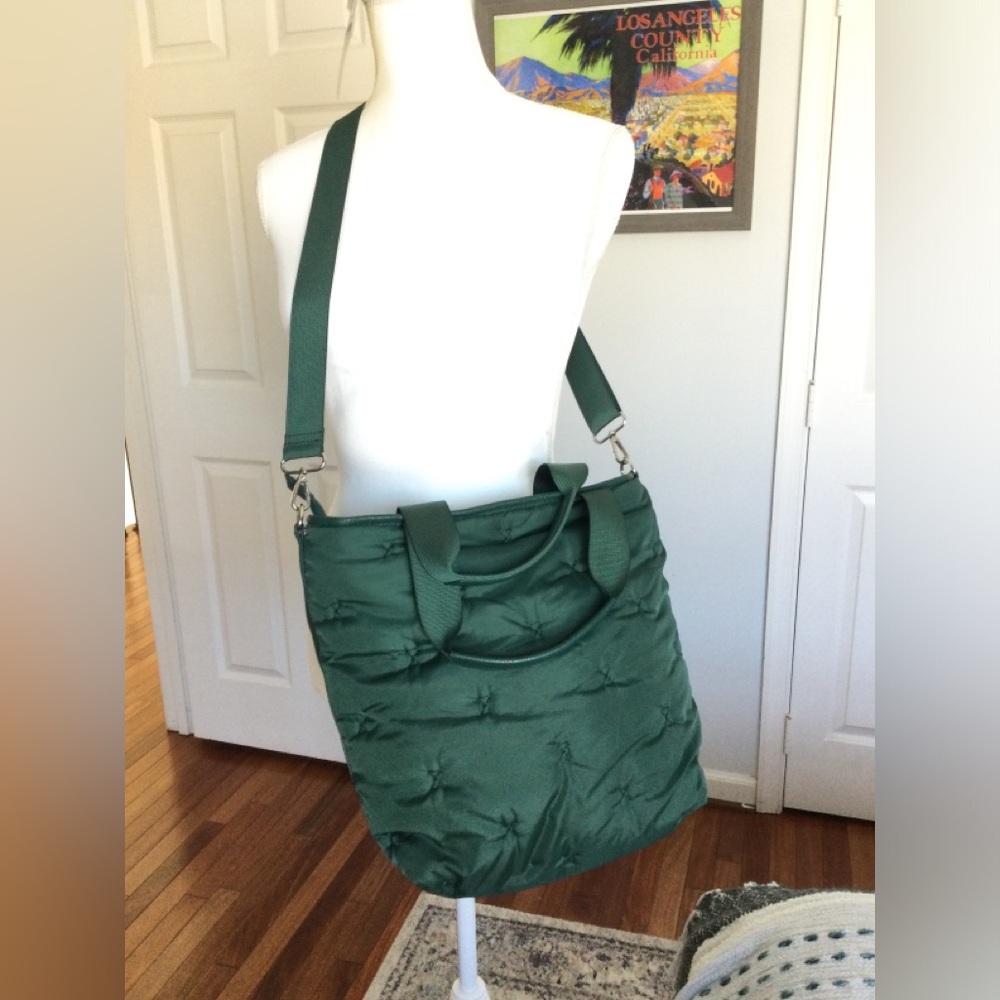 PRICE DROP! Green Puffer Bag Tote & Crossbody - Picture 3 of 15